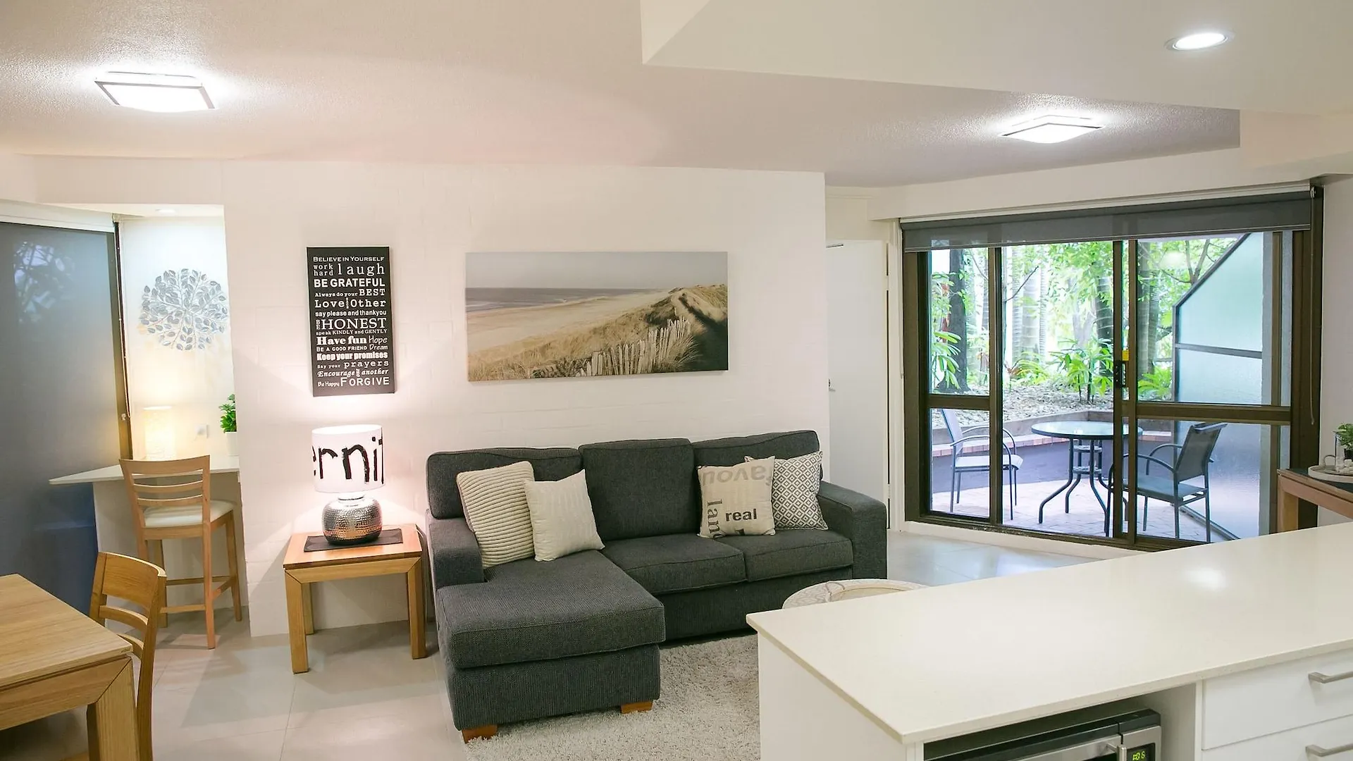 *** Aparthotel Ocean Breeze Resort Noosa Heads Australia