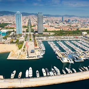  Botel Swan Spain